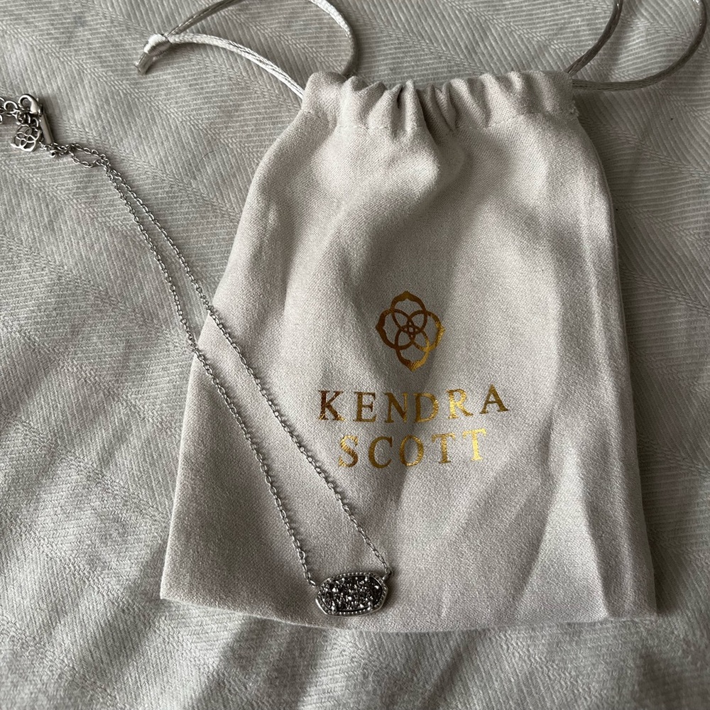 Kendra Scott Grayson Diver Pendant